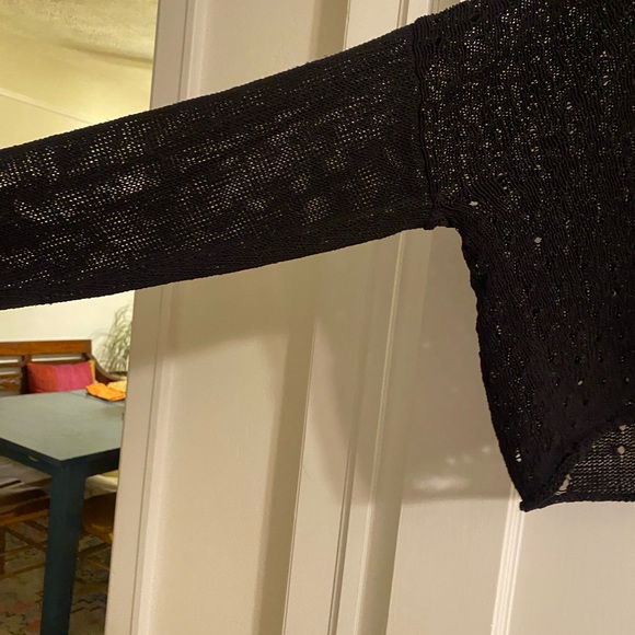 Sarah Pacini, one size, sheer knit crop sweater - Picture 4 of 9